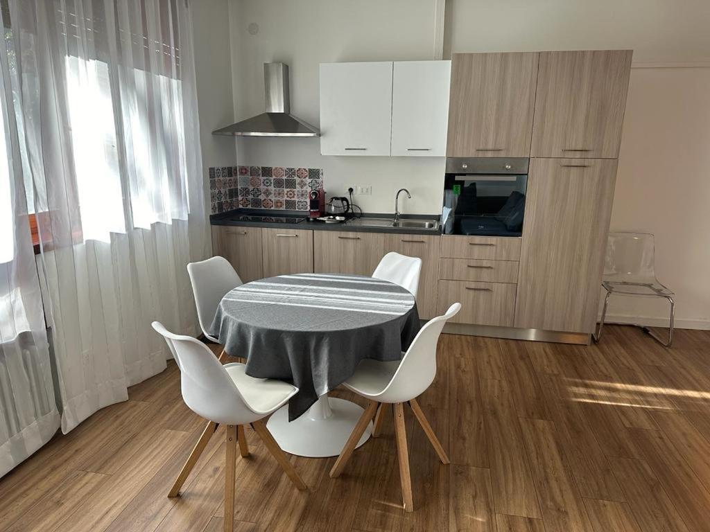 Appartamento Elegante In Centro 乌迪内 外观 照片